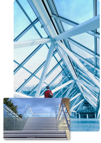 Heat soaked safety glass in roofing structure